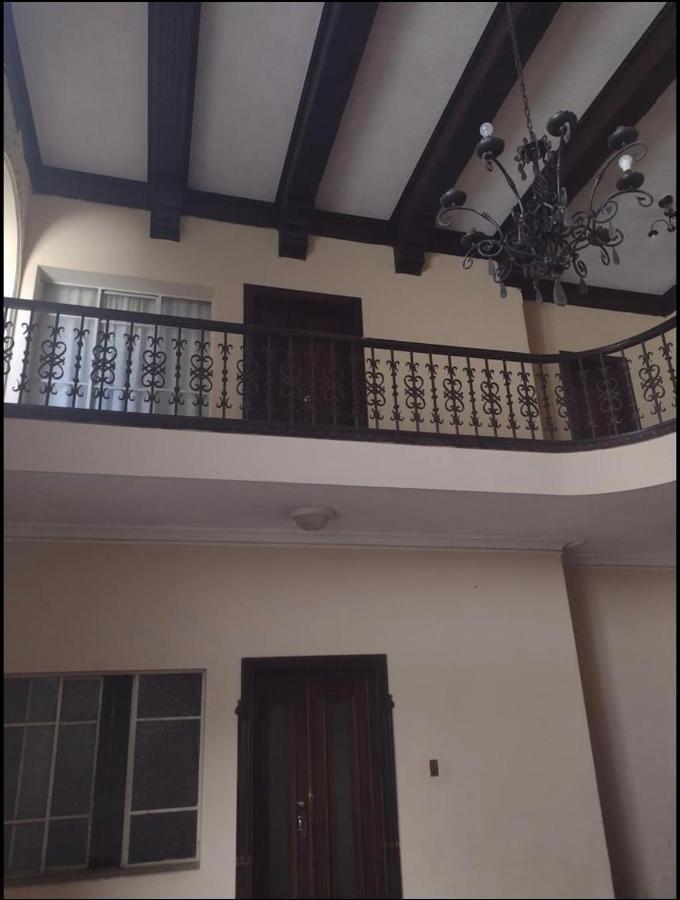 Casa Del Viajero Colonial Guatemala Apartment Bagian luar foto