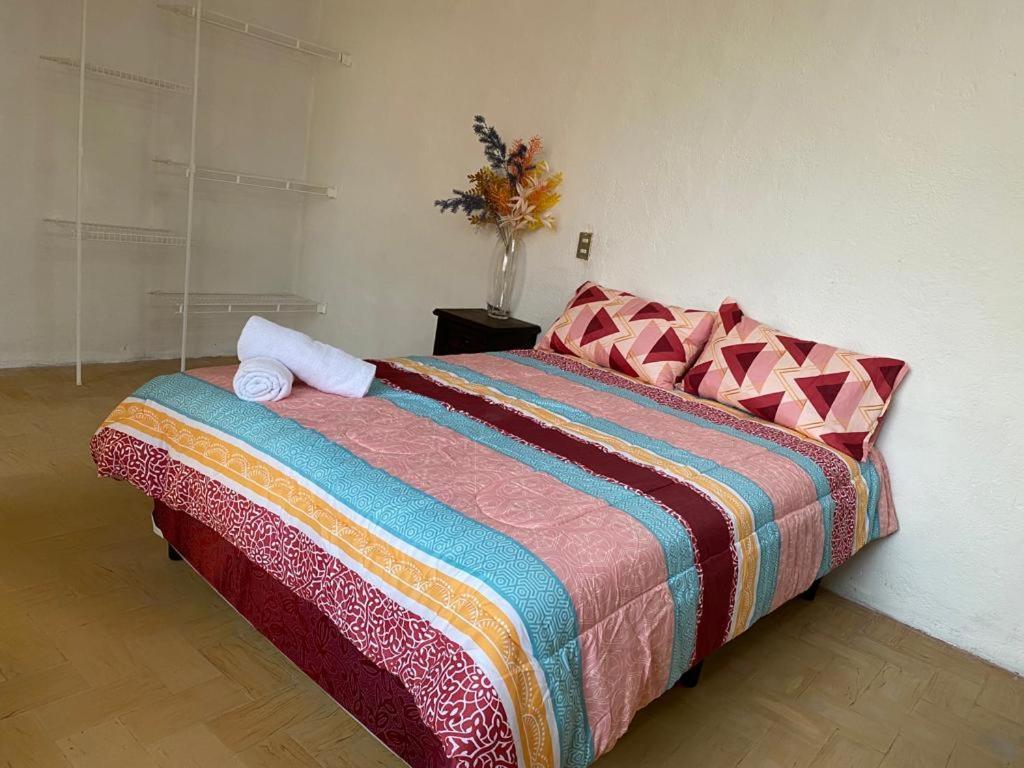 Casa Del Viajero Colonial Guatemala Apartment Bagian luar foto